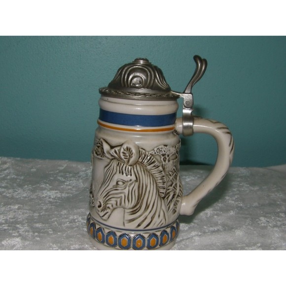 🎁Avon Endangered Species Mountain Zebra Mini Stein Vintage 1992 - Picture 3 of 9